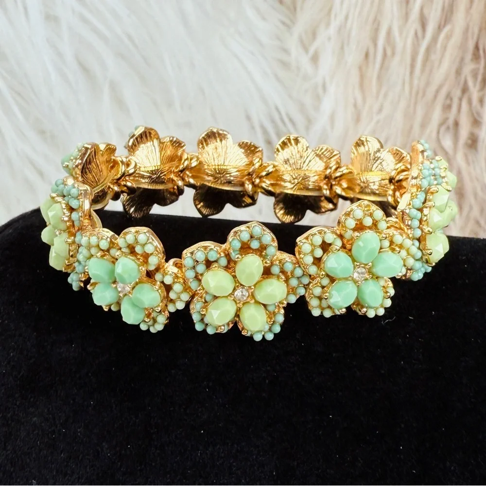 Vintage Goldtone and Green Floral Stretch Bracelet